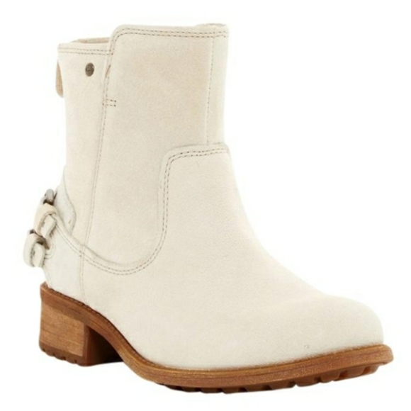 UGG Shoes - NWOT UGG Ivory/Cream Leather/Suede Booties